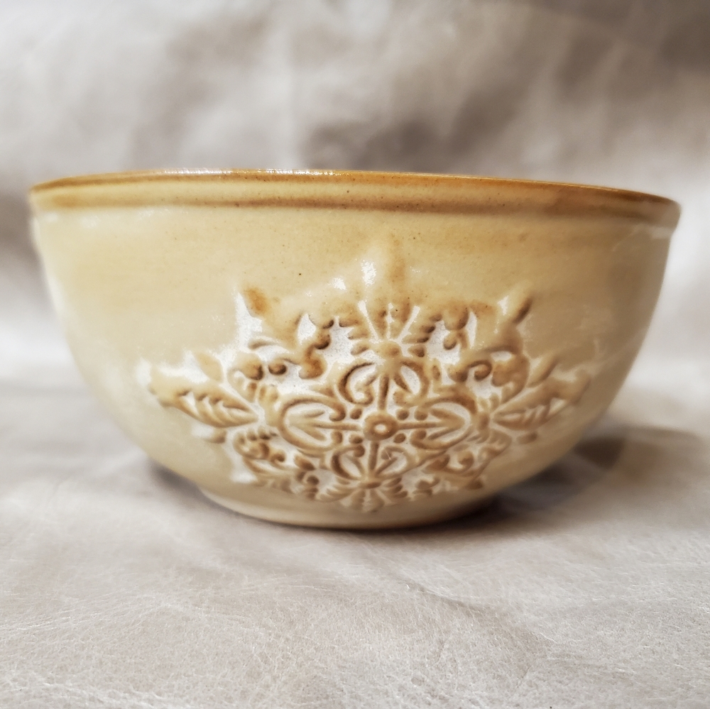 Biltmore Inspirations Glazed Stoneware Bowl
